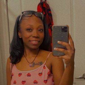 Meet your Posher, Lakina